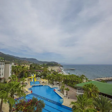 Kemal Bay 5* Konaklı